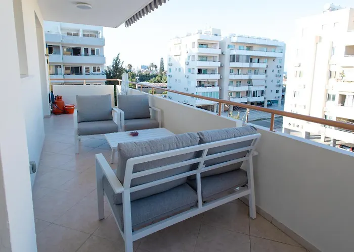 Maestro Sunrise View * 라르나카