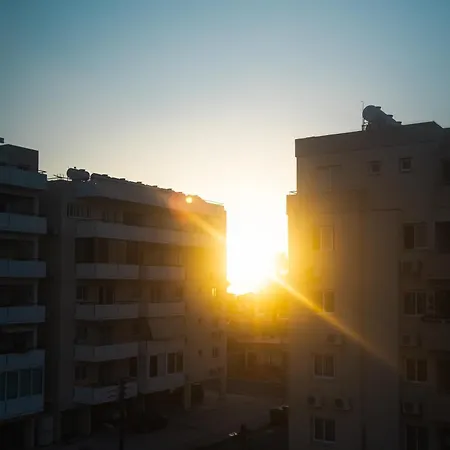 Maestro Sunrise View 아파트 라르나카