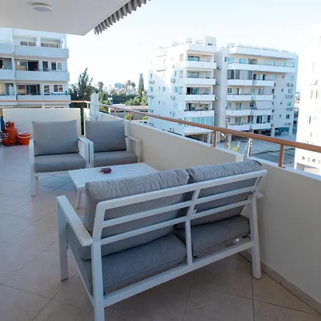 Maestro Sunrise View * Larnaca